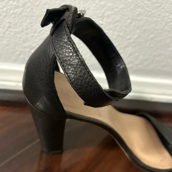 J Crew Sleek Black Chunky Heel Sandals with Ankle Strap​​ - Picture 6 of 10
